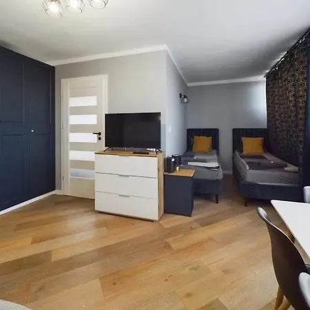 Am 6 Center Wyzwolenia Apartman *
